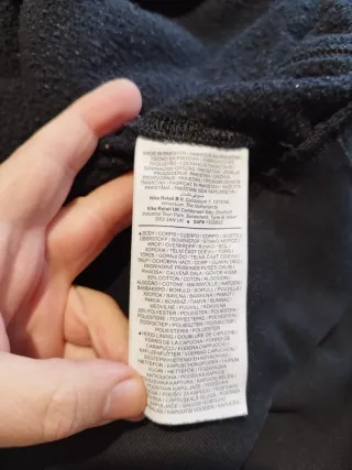 Felpa Jordan con cappuccio e maniche rosse