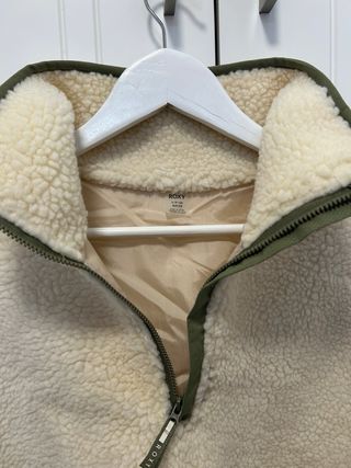 Roxy Chaquetón Borreguito con detalles verdes