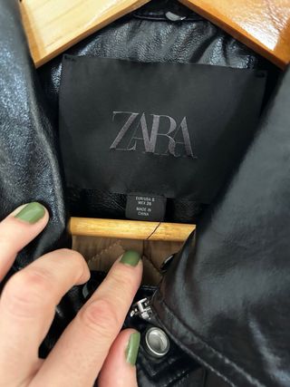 Cazadora cuello efecto pelo Zara