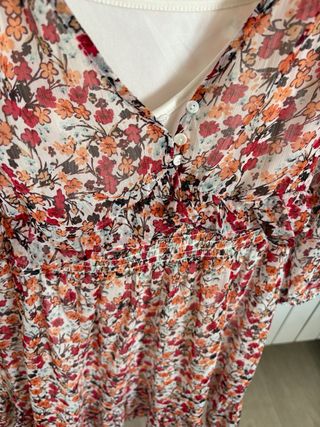 Vestido floral Stradivarius Talla M