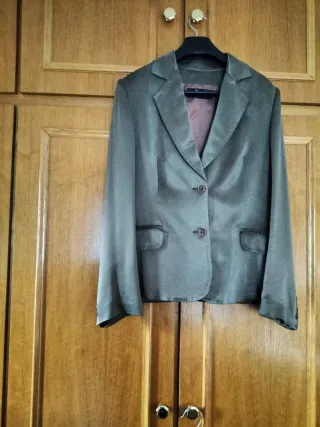 Traje elegante marrón/verde