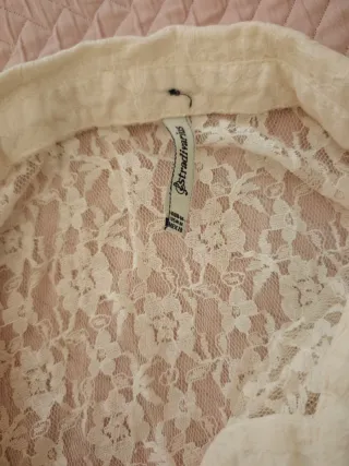 Camisa de encaje blanca