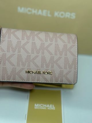 Cartera Michael Kors Jet Set Logo Rosa