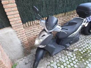 Kymco Agility 125cc Scooter