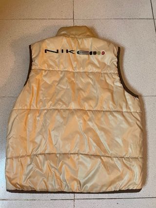 Chaleco Nike beige y marrón hombre