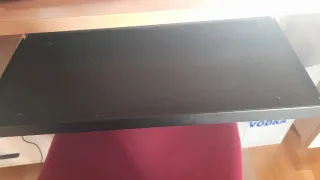 Mesa de escritorio madera y metal