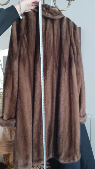 Abrigo de piel auténtica marrón