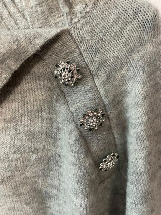 Jersey mujer cuello alto adornos