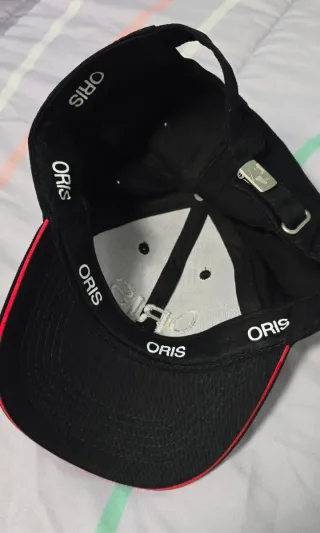 Gorra Oris Swiss Watches Negra