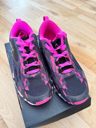 Zapatillas Boomerang Trail Running Rosa