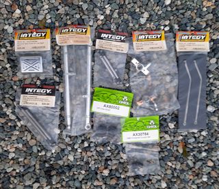 Ricambi Integy e Axial per RC Car