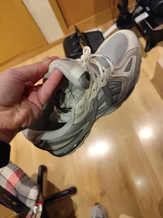 REBAJAS!!! Zapatillas Asics Talla 46-47 Nuevas