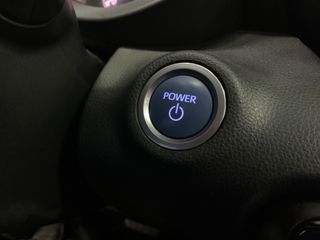 Toyota Yaris HIBIRIDO 2021