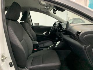 Toyota Yaris HIBIRIDO 2021