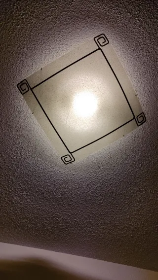 Plafones de techo de cristal y metal