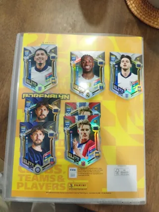 Pack cromos FIFA 365 Adrenalyn escudos ELITE