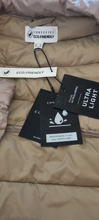 Parka Cortefiel Ultra Light Beige Talla XXL