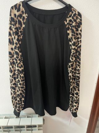 Camiseta mujer manga larga estampado leopardo