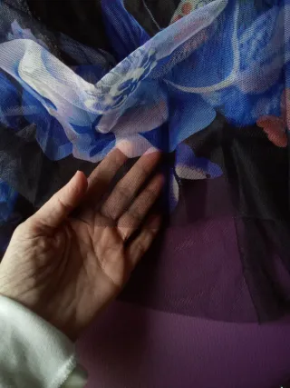 FALDA LARGA TUL FLORAL Y MARIPOSAS SIN ESTRENAR