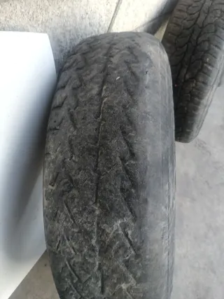 Llantas Kia Sorento R16 (1 unidades)