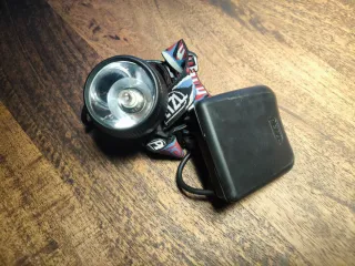 Frontal Petzl con batería externa