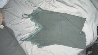 Camiseta tirantes verde encaje