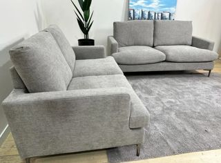 OFERTON! COMBO DE SOFAS MORETTI 2 Y 3 PLAZAS