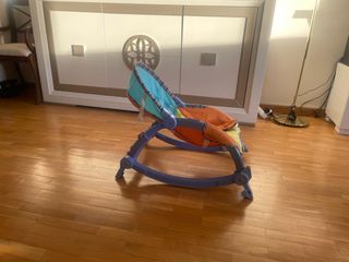 Mecedora para bebé marca Fisher Price