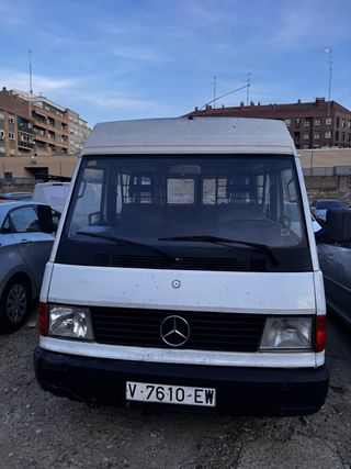 Mercedes MB100D Motor 2.4