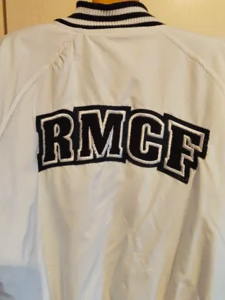 Cazadora Real Madrid Talla XL