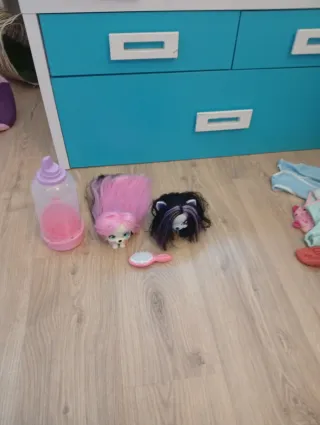 Juguetes perros con accesorios