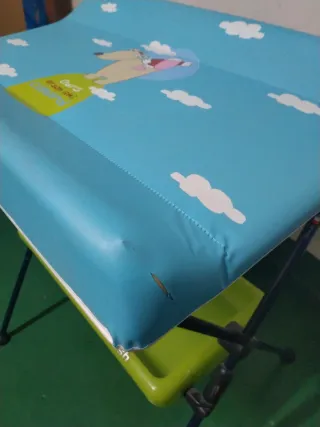 Cambiador y bañera para bebé