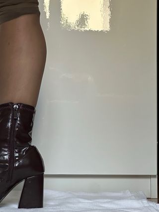 Botín Stradivarius marrón chocolate