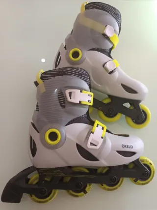 Patines en línea Oxelo Talla 32-34 + Protecciones:
