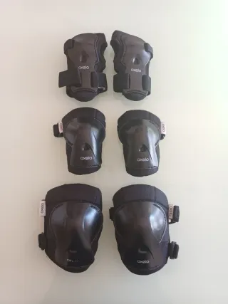 Patines en línea Oxelo Talla 32-34 + Protecciones: