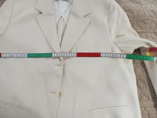 Chaqueta Zara Lino Beige