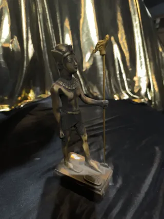 Figura Tutankamón 22cm