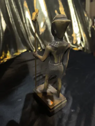 Figura Tutankamón 22cm