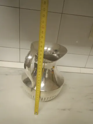 Jarra de alpaca plateada