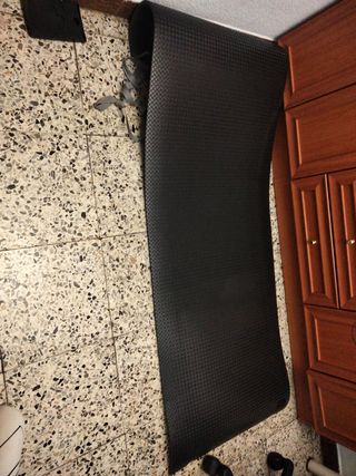 Esterilla de yoga negra