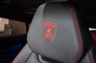 Lamborghini Urus SE 2026