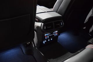 Lamborghini Urus SE 2026