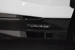Lamborghini Urus SE 2026