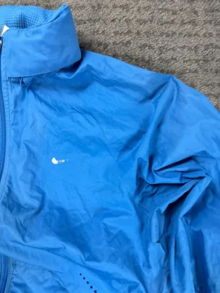 ¡¡OFERTA!! Talla M Chaqueta Nike Impermeable