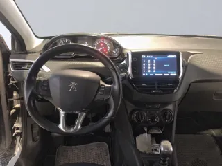 Peugeot 208 2018