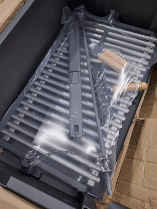 ZORRO - Barbacoa con ruedas elevador y parrilla