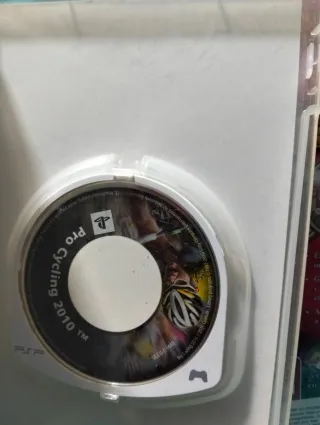 Lote 2 Juegos PSP: ProCycling y Geronimo Stilton