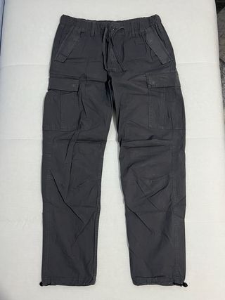 Pantalón cargo gris