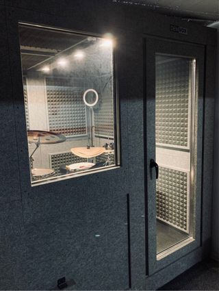 Cabina Insonorizada DEMVOX DV374 Serie 2