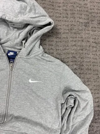 ¡¡OFERTA!! Talla M Chaqueta Nike Gris